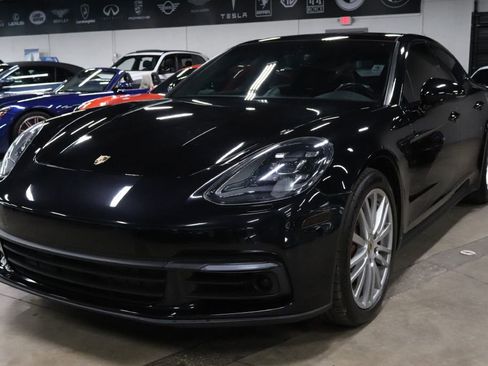 Used 2017 Porsche Panamera 4S image 1