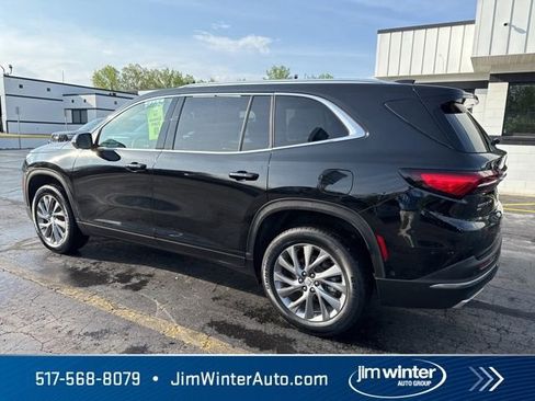 Used 2025 Buick Enclave Preferred w/ Super Cruise Package AWD/4WD image 6