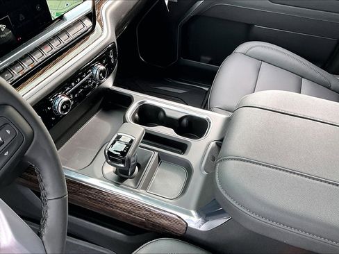 New 2026 GMC Sierra 1500 Elevation w/ Elevation Premium Package image 8