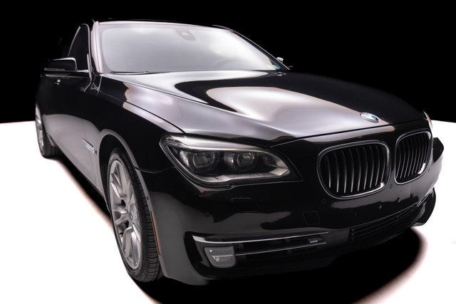 Used 2013 BMW 760Li RWD image 25
