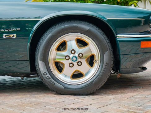 Used 1994 Jaguar XJS V12 Convertible image 76