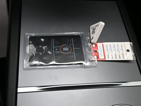 Used 2026 Tesla Model 3 RWD image 30