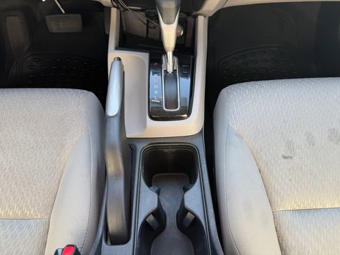 Used 2015 Honda Civic LX image 27