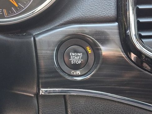 Certified 2019 Jeep Grand Cherokee Limited w/ Luxury Group II AWD/4WD image 24