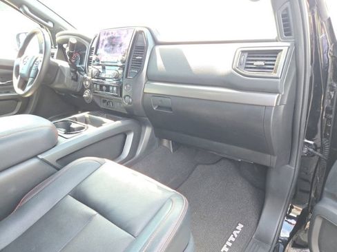 Used 2023 Nissan Titan PRO-4X w/ Pro-4x Convenience Package AWD/4WD image 14