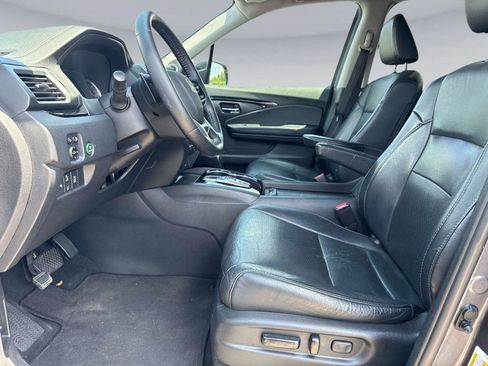 Certified 2019 Honda Pilot Elite image 23