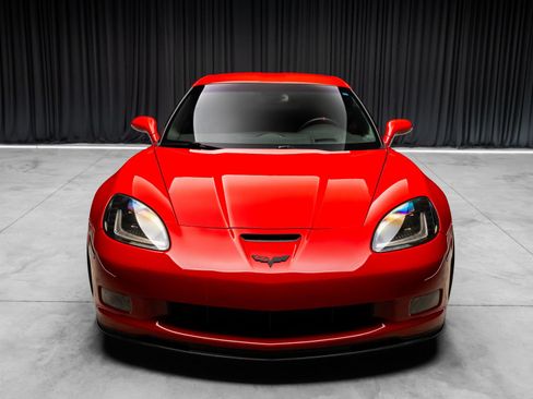 Used 2009 Chevrolet Corvette Z06 w/ Preferred Equipment Group RWD image 24