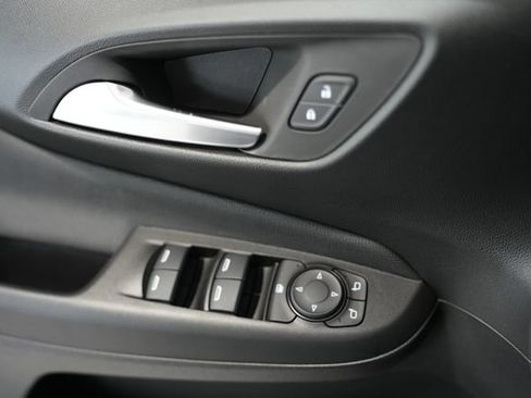 New 2026 Buick Envista Avenir FWD image 11