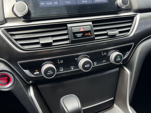Used 2022 Honda Accord Sport image 29