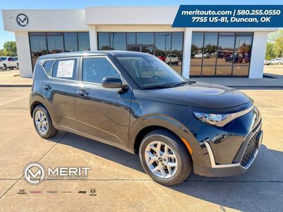 Used 2024 Kia Soul LX w/ Option Group 015