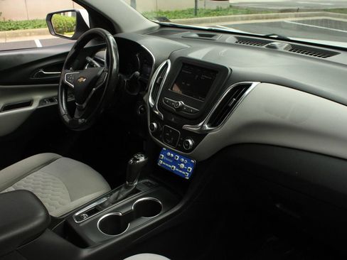 Used 2019 Chevrolet Equinox LT AWD/4WD image 26