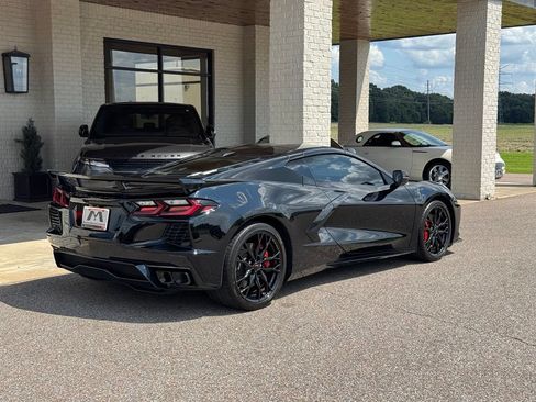 Used 2025 Chevrolet Corvette Stingray Preferred Cpe w/ Z51 Performance Package RWD image 12
