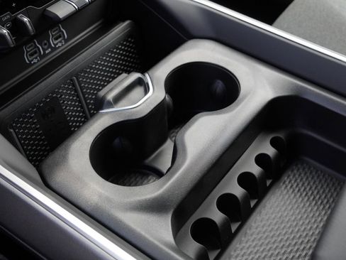 New 2026 RAM 1500 2WD Crew Cab image 18