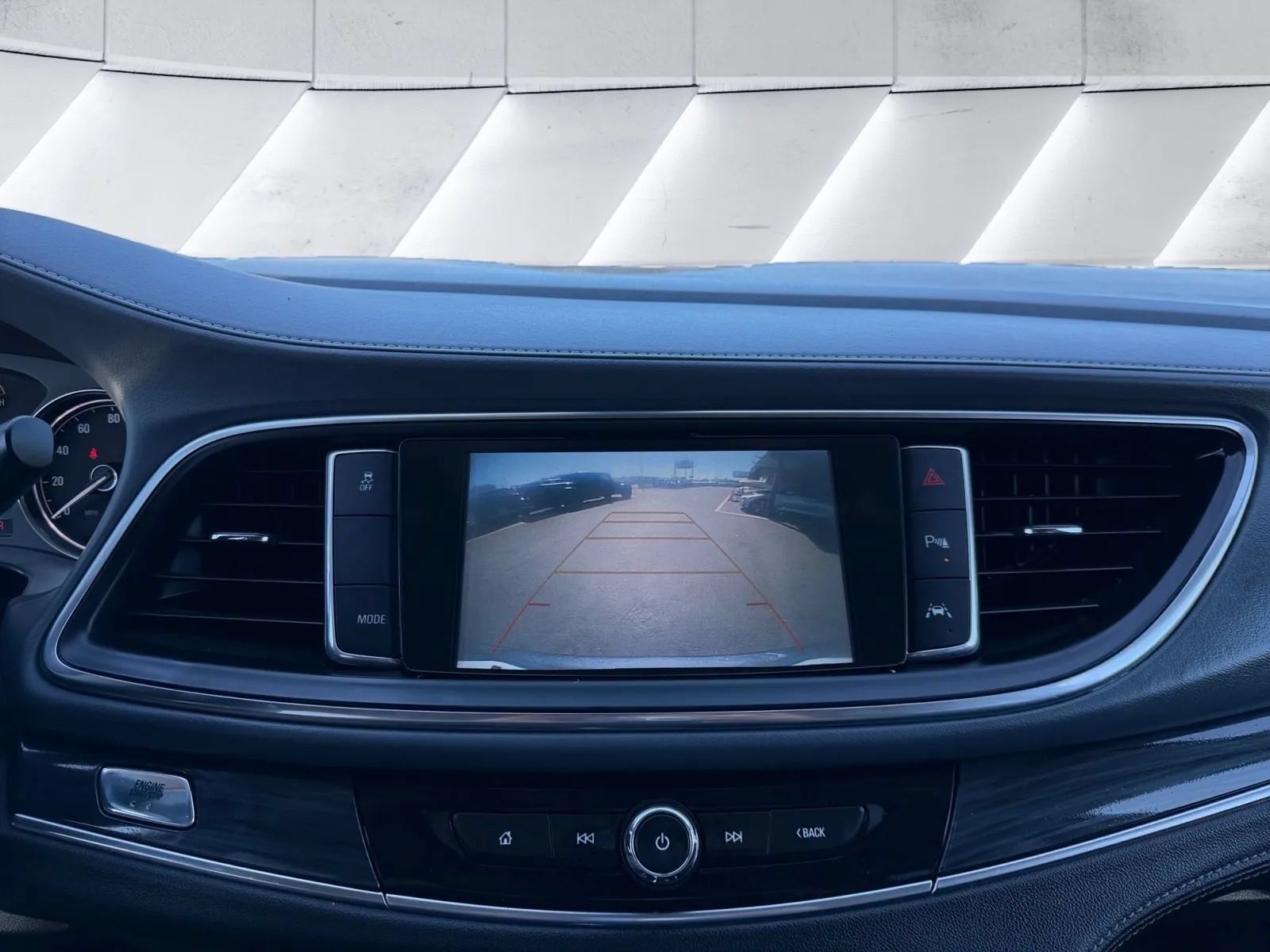 Used 2019 Buick Enclave Premium w/ Experience Buick Package FWD image 16