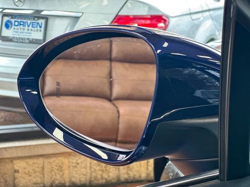 Used 2024 Porsche Macan 4 Electric w/ Premium Package image 22