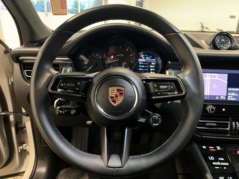 Used 2023 Porsche Macan GTS AWD/4WD image 11