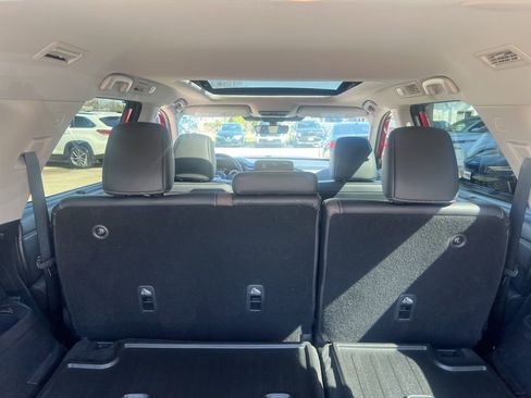 Certified 2024 Nissan Pathfinder Platinum w/ Cargo Package AWD/4WD image 14