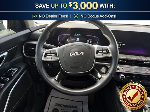 Used 2025 Kia Telluride EX w/ EX Captain's Chair Package FWD image 18