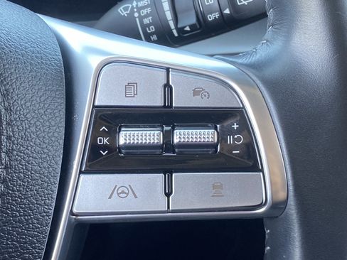 Certified 2024 Kia Telluride LX FWD image 23