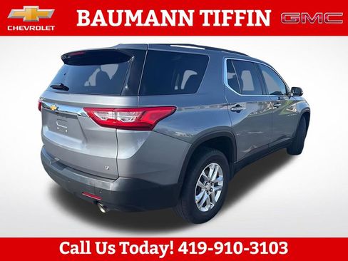 Used 2021 Chevrolet Traverse LT AWD/4WD image 3