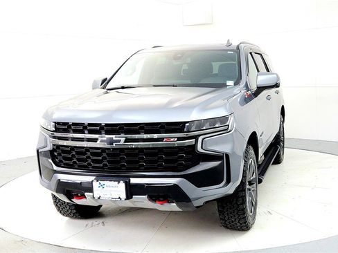 Used 2021 Chevrolet Tahoe Z71 w/ Z71 Off-Road Package image 2