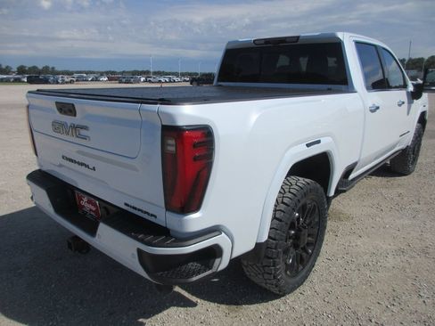 New 2026 GMC Sierra 2500 Denali Ultimate AWD/4WD image 5