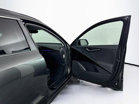 Used 2024 Kia Niro Wind w/ Wind Preserve Package FWD image 32