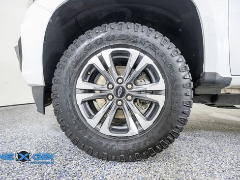 Used 2022 Chevrolet Colorado Z71 AWD/4WD image 49
