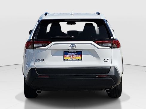 Used 2023 Toyota RAV4 XLE AWD/4WD image 6