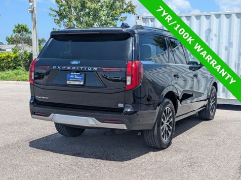 Certified 2025 Ford Expedition Platinum AWD/4WD image 5