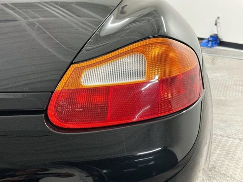 Used 2001 Porsche Boxster S RWD image 27