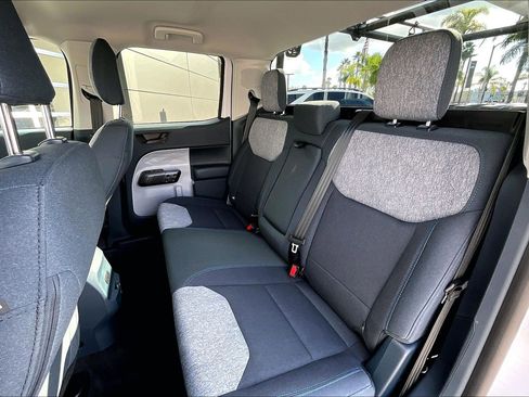 Used 2025 Ford Maverick XLT w/ Equipment Group 302A image 26