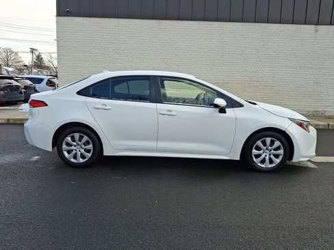 Used 2020 Toyota Corolla LE image 7