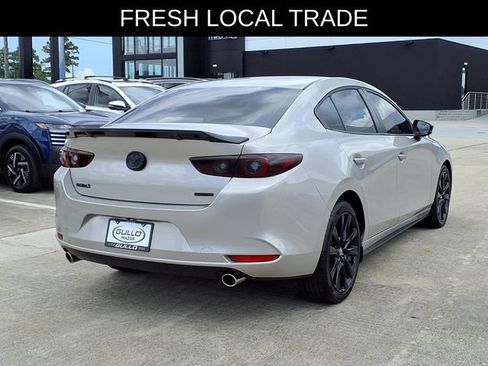Used 2024 MAZDA MAZDA3 s FWD image 2