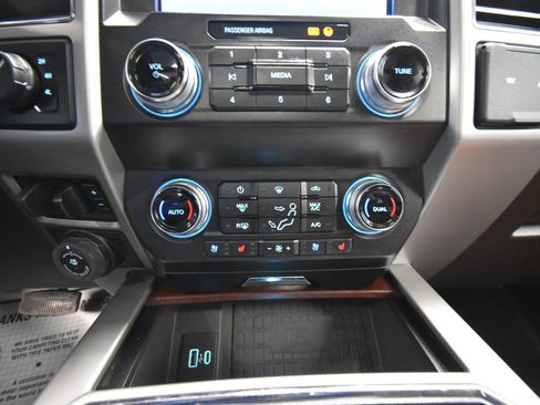 Used 2020 Ford F250 King Ranch w/ King Ranch Ultimate Package image 19