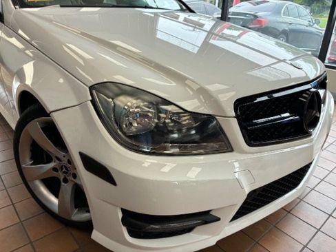 Used 2014 Mercedes-Benz C 250 Sedan image 2