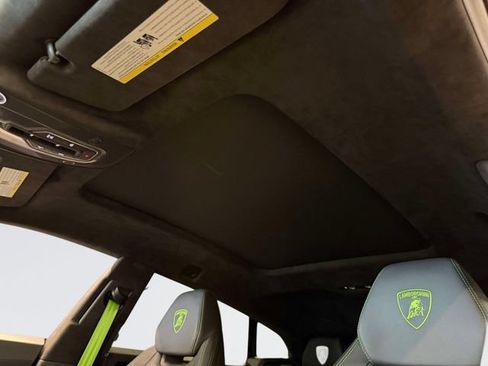Used 2024 Lamborghini Urus S AWD/4WD image 20