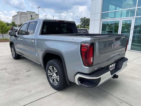Used 2025 GMC Sierra 1500 SLT AWD/4WD image 9