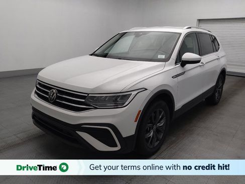 Used 2022 Volkswagen Tiguan SE FWD image 1