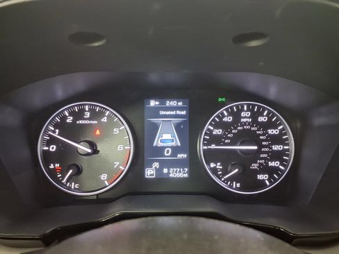 Used 2025 Subaru Outback Premium w/ Popular Package #1A AWD/4WD image 15