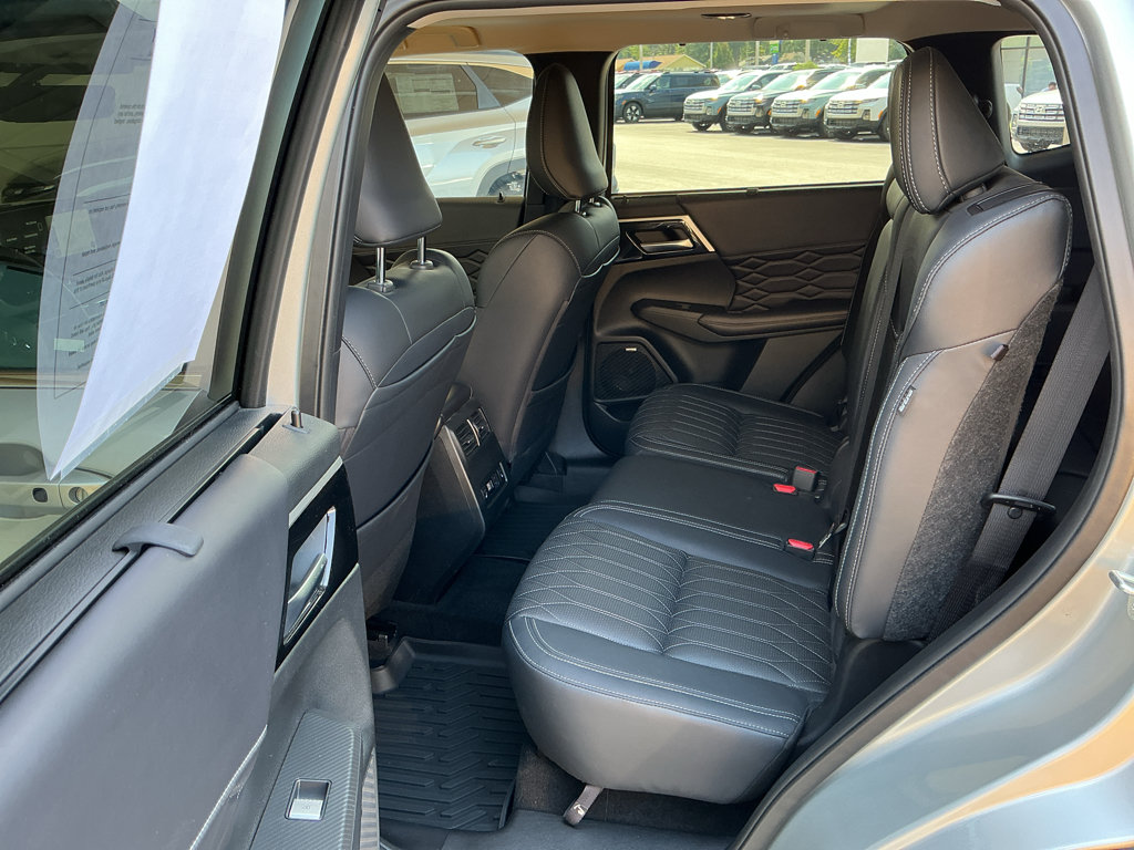 Used 2025 Mitsubishi Outlander SEL AWD/4WD image 10