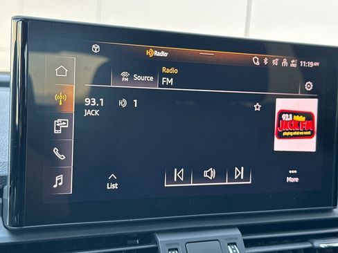 Used 2025 Audi Q5 2.0T Premium image 15