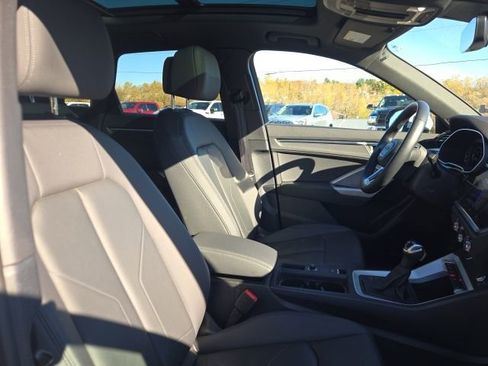 Used 2022 Audi Q3 2.0T Premium image 43
