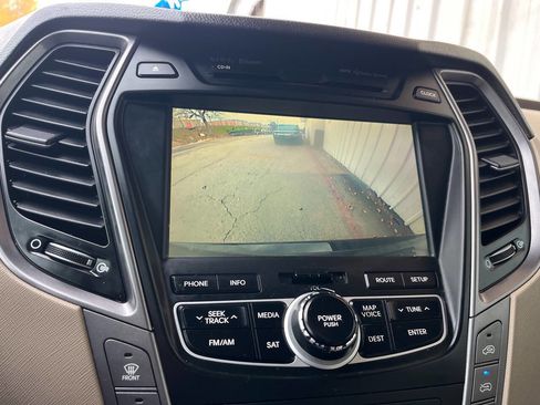 Used 2014 Hyundai Santa Fe Limited w/ Ultimate Package 07 image 20