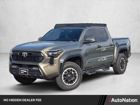 Used 2024 Toyota Tacoma TRD Off-Road w/ TRD Off Road Premium Package AWD/4WD image 1