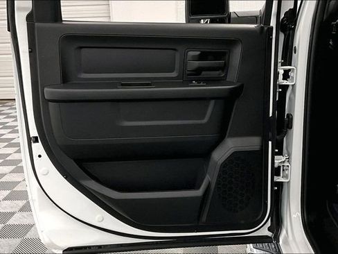 Used 2024 RAM 3500 Tradesman w/ Chrome Appearance Group image 20