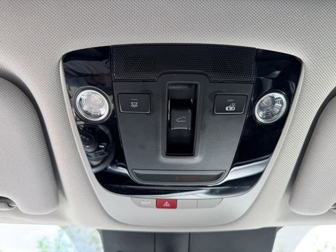 Certified 2025 Kia Sorento S w/ Panoramic Sunroof Package FWD image 24