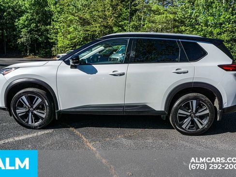 Used 2024 Nissan Rogue SL w/ SL Premium Package AWD/4WD image 7