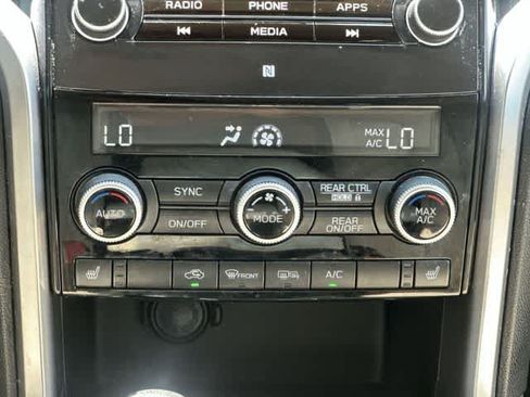 Used 2019 Subaru Ascent Premium w/ Popular Package #2A AWD/4WD image 14