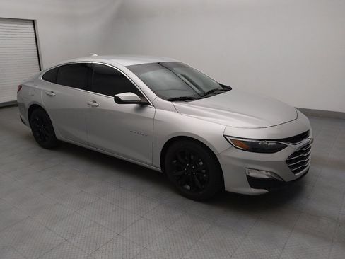 Used 2022 Chevrolet Malibu LT FWD image 11